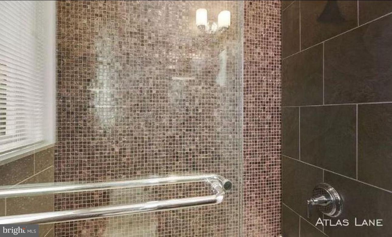 915 3RD ST NE, WASHINGTON, District Of Columbia 20002, 5 Bedrooms Bedrooms, ,6 BathroomsBathrooms,Residential,For sale,915 3RD ST NE,DCDC2155662 MLS # DCDC2155662