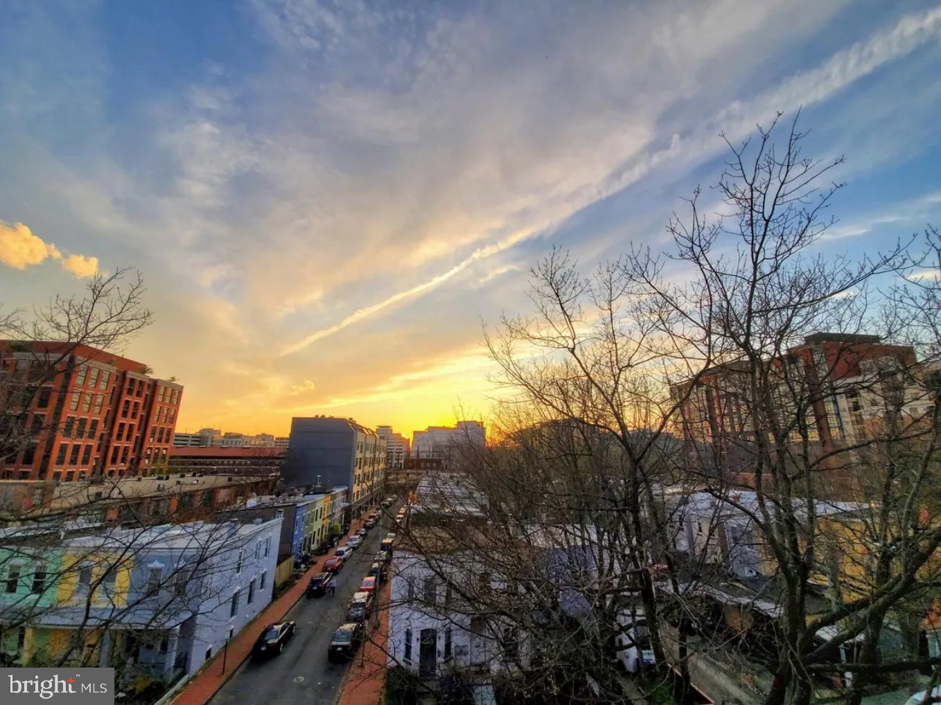 915 3RD ST NE, WASHINGTON, District Of Columbia 20002, 5 Bedrooms Bedrooms, ,6 BathroomsBathrooms,Residential,For sale,915 3RD ST NE,DCDC2155662 MLS # DCDC2155662