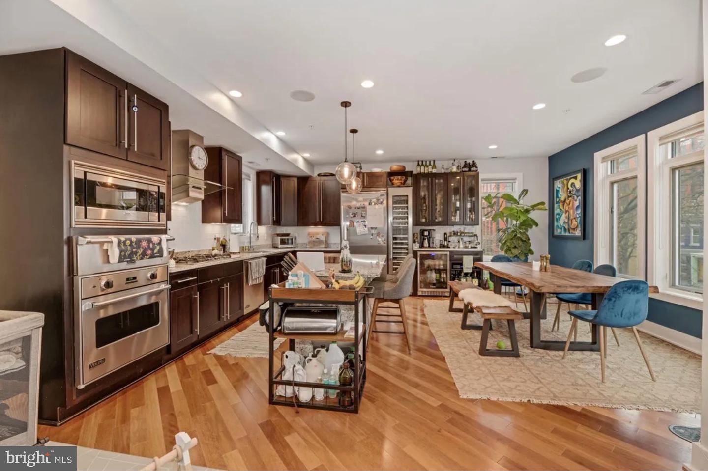 915 3RD ST NE, WASHINGTON, District Of Columbia 20002, 5 Bedrooms Bedrooms, ,6 BathroomsBathrooms,Residential,For sale,915 3RD ST NE,DCDC2155662 MLS # DCDC2155662