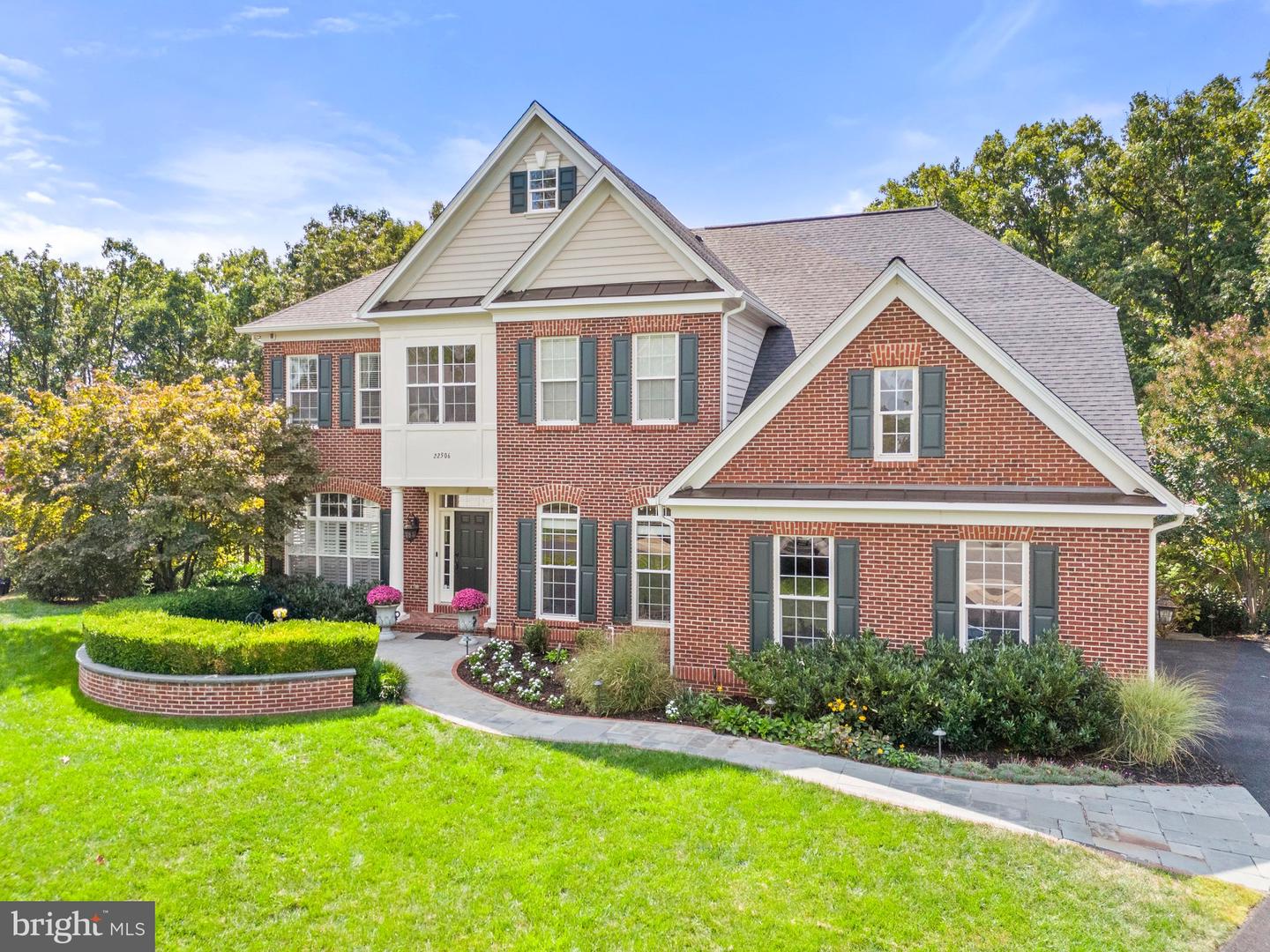 22506 PINE TOP CT, ASHBURN, Virginia 20148, 5 Bedrooms Bedrooms, ,4 BathroomsBathrooms,Residential,For sale,22506 PINE TOP CT,VALO2086890 MLS # VALO2086890