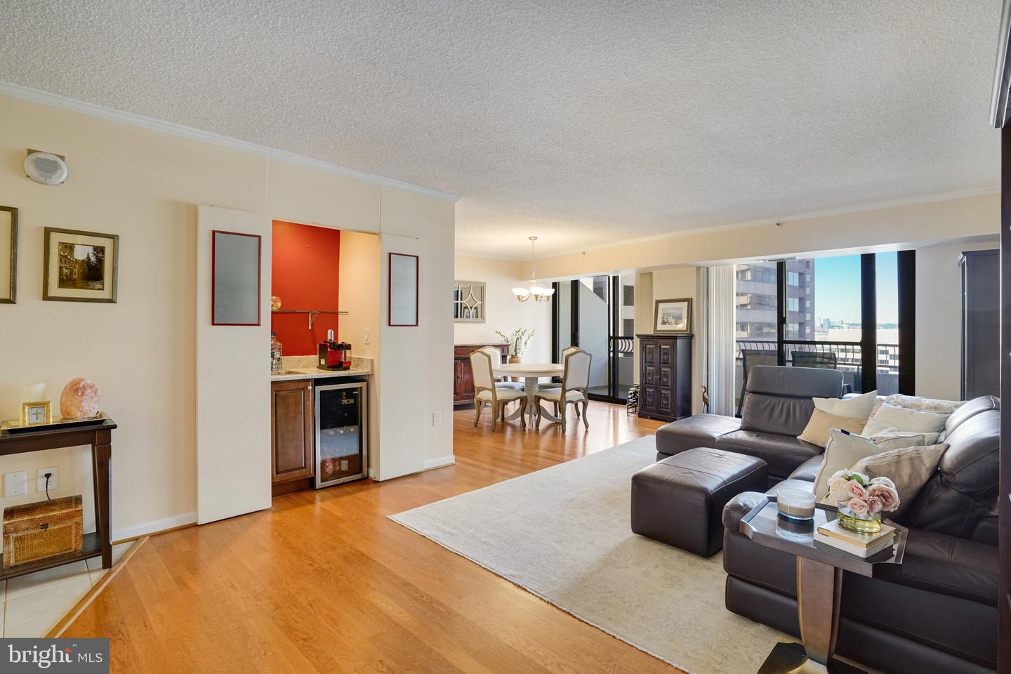 1300 CRYSTAL DR #1210S, ARLINGTON, Virginia 22202, 2 Bedrooms Bedrooms, ,2 BathroomsBathrooms,Residential,For sale,1300 CRYSTAL DR #1210S,VAAR2053076 MLS # VAAR2053076
