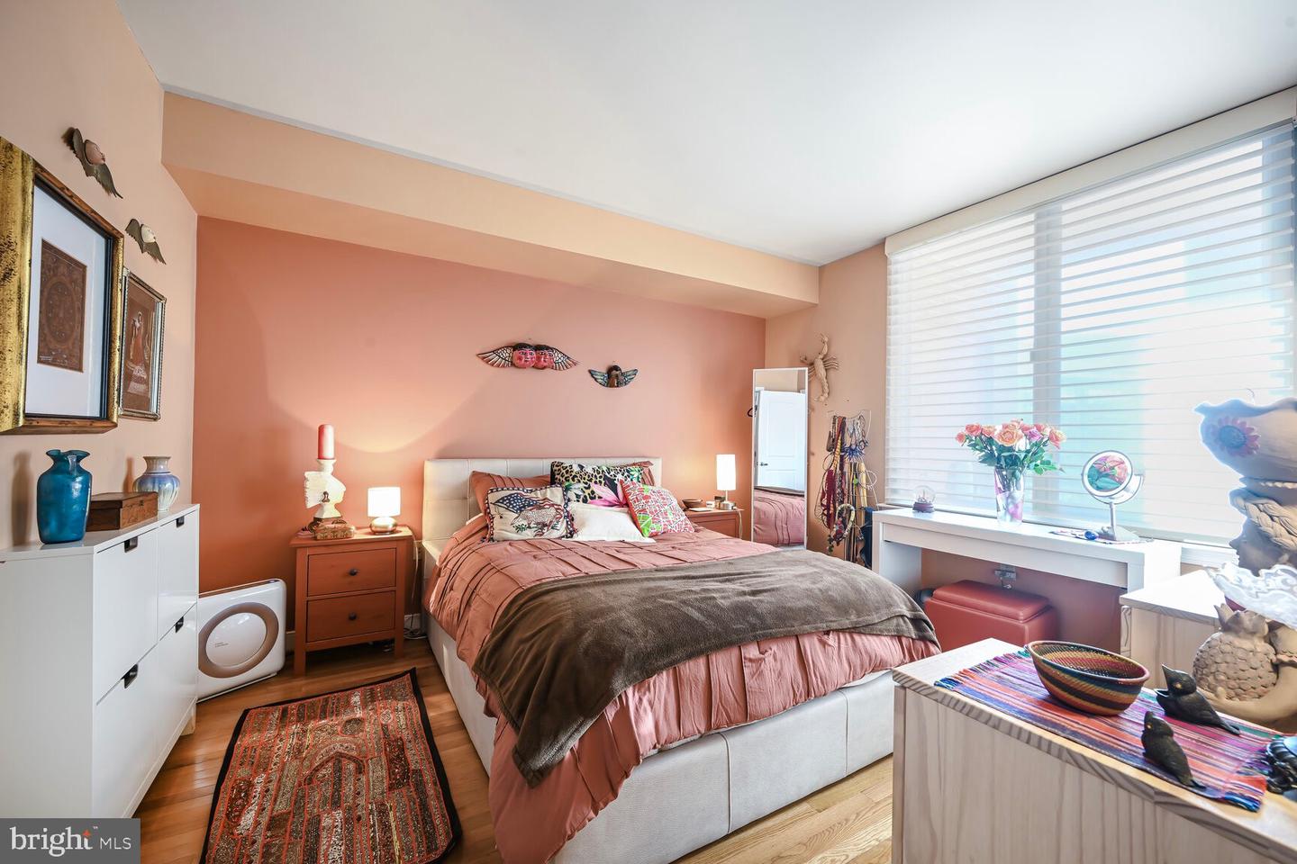 555 MASSACHUSETTS AVE NW #901, WASHINGTON, District Of Columbia 20001, 1 Bedroom Bedrooms, ,1 BathroomBathrooms,Residential,For sale,555 MASSACHUSETTS AVE NW #901,DCDC2184212 MLS # DCDC2184212