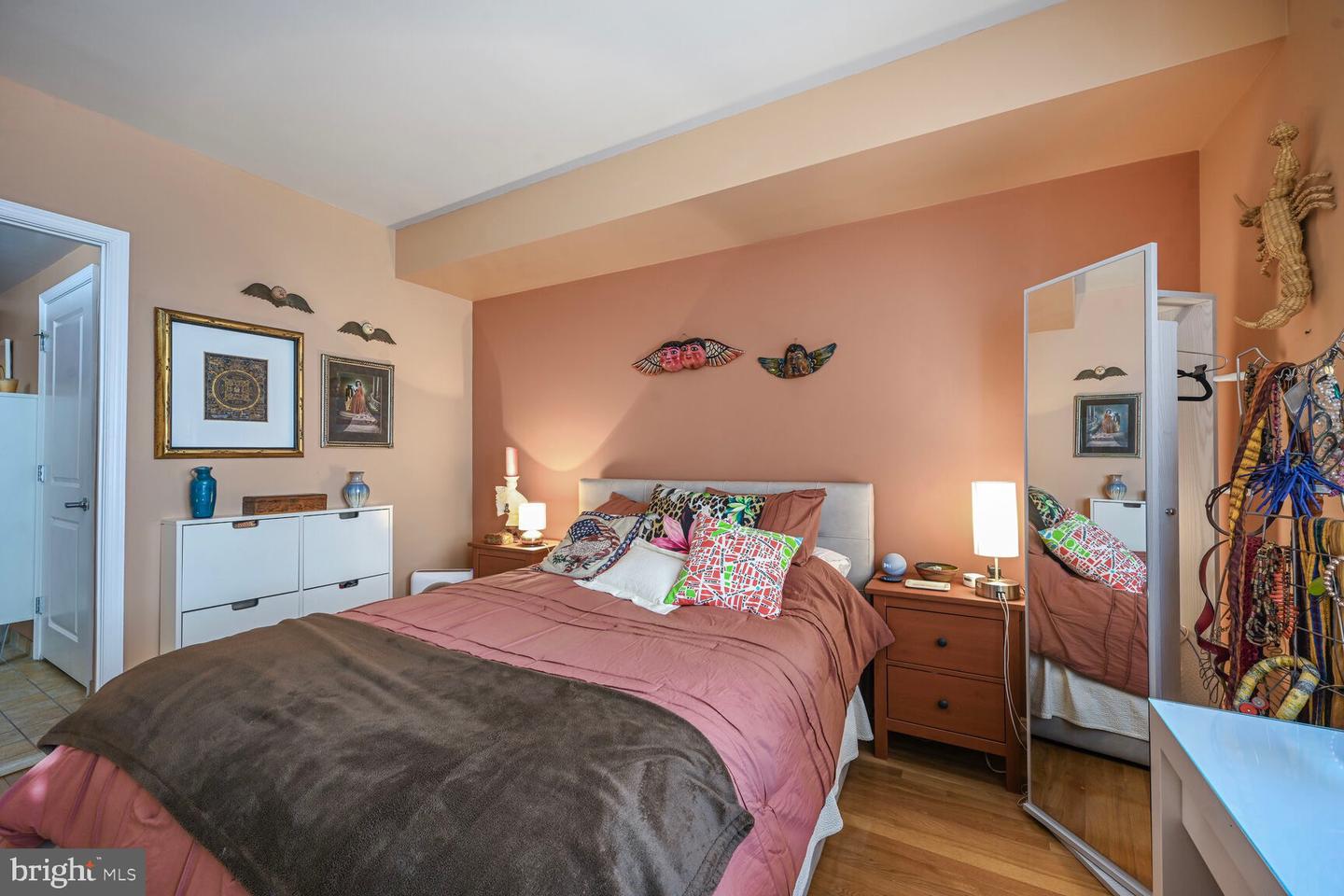 555 MASSACHUSETTS AVE NW #901, WASHINGTON, District Of Columbia 20001, 1 Bedroom Bedrooms, ,1 BathroomBathrooms,Residential,For sale,555 MASSACHUSETTS AVE NW #901,DCDC2184212 MLS # DCDC2184212