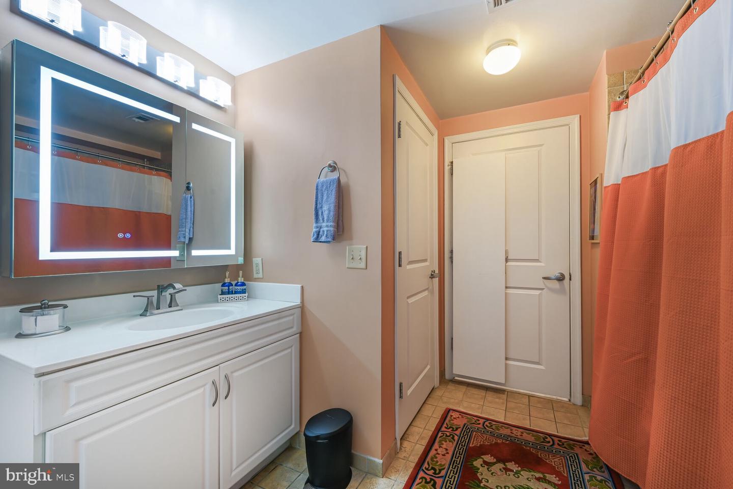 555 MASSACHUSETTS AVE NW #901, WASHINGTON, District Of Columbia 20001, 1 Bedroom Bedrooms, ,1 BathroomBathrooms,Residential,For sale,555 MASSACHUSETTS AVE NW #901,DCDC2184212 MLS # DCDC2184212