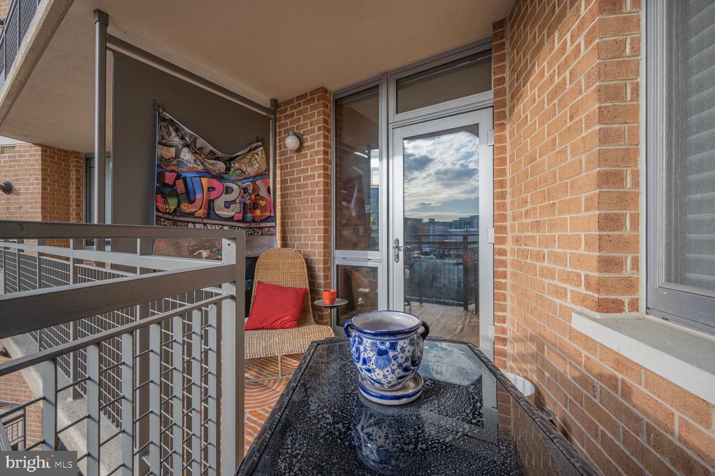 555 MASSACHUSETTS AVE NW #901, WASHINGTON, District Of Columbia 20001, 1 Bedroom Bedrooms, ,1 BathroomBathrooms,Residential,For sale,555 MASSACHUSETTS AVE NW #901,DCDC2184212 MLS # DCDC2184212