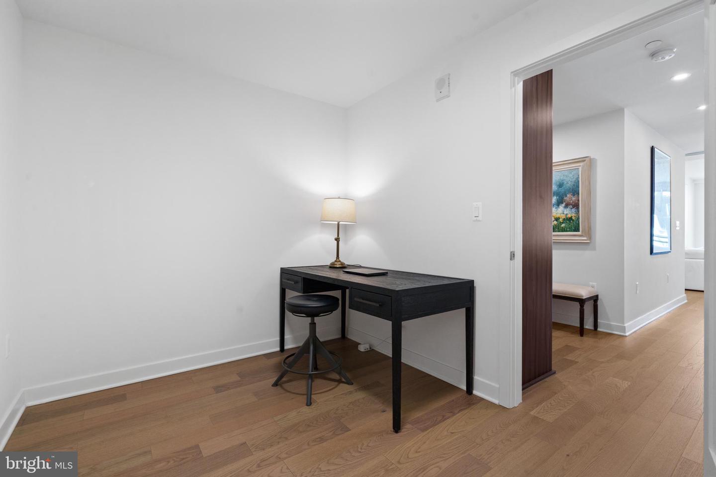 37 L ST SE #1001, WASHINGTON, District Of Columbia 20003, 2 Bedrooms Bedrooms, ,2 BathroomsBathrooms,Residential,For sale,37 L ST SE #1001,DCDC2185138 MLS # DCDC2185138