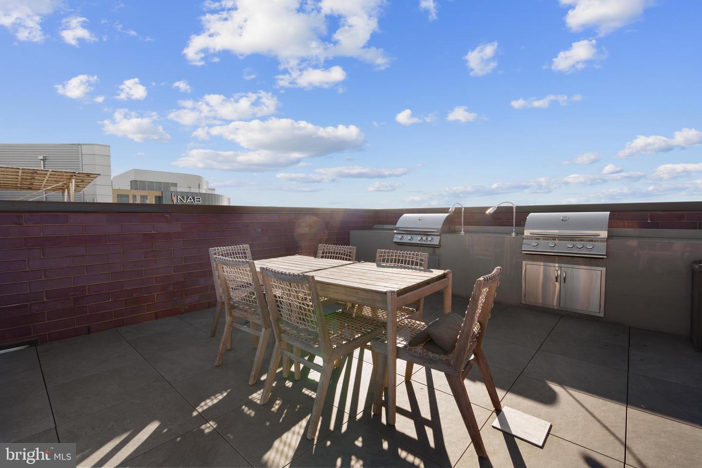 37 L ST SE #1001, WASHINGTON, District Of Columbia 20003, 2 Bedrooms Bedrooms, ,2 BathroomsBathrooms,Residential,For sale,37 L ST SE #1001,DCDC2185138 MLS # DCDC2185138