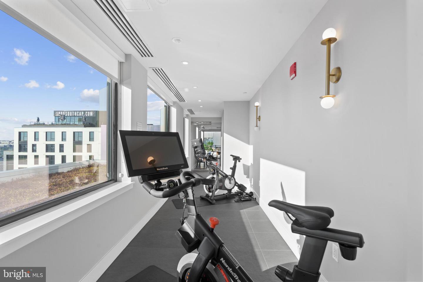 37 L ST SE #1001, WASHINGTON, District Of Columbia 20003, 2 Bedrooms Bedrooms, ,2 BathroomsBathrooms,Residential,For sale,37 L ST SE #1001,DCDC2185138 MLS # DCDC2185138