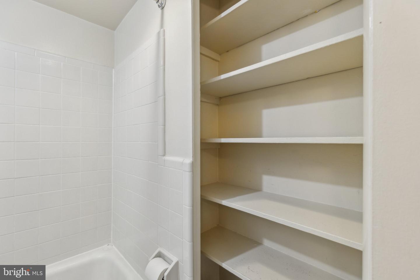 1420 N ST NW #614, WASHINGTON, District Of Columbia 20005, ,1 BathroomBathrooms,Residential,For sale,1420 N ST NW #614,DCDC2185658 MLS # DCDC2185658