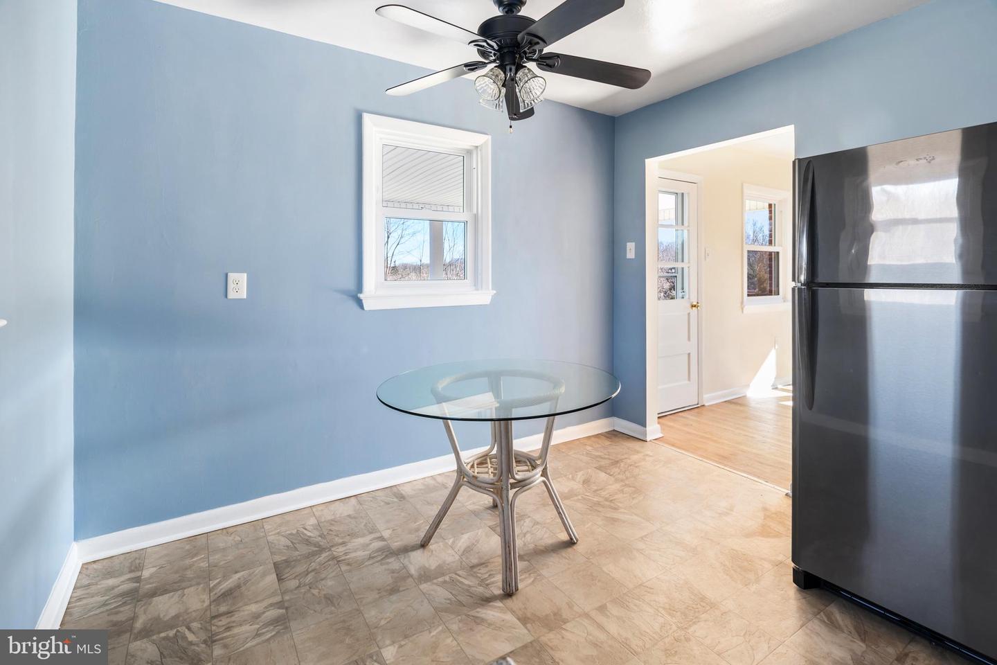 49 RITENOUR LN, MAURERTOWN, Virginia 22644, 3 Bedrooms Bedrooms, ,1 BathroomBathrooms,Residential,For sale,49 RITENOUR LN,VASH2010710 MLS # VASH2010710