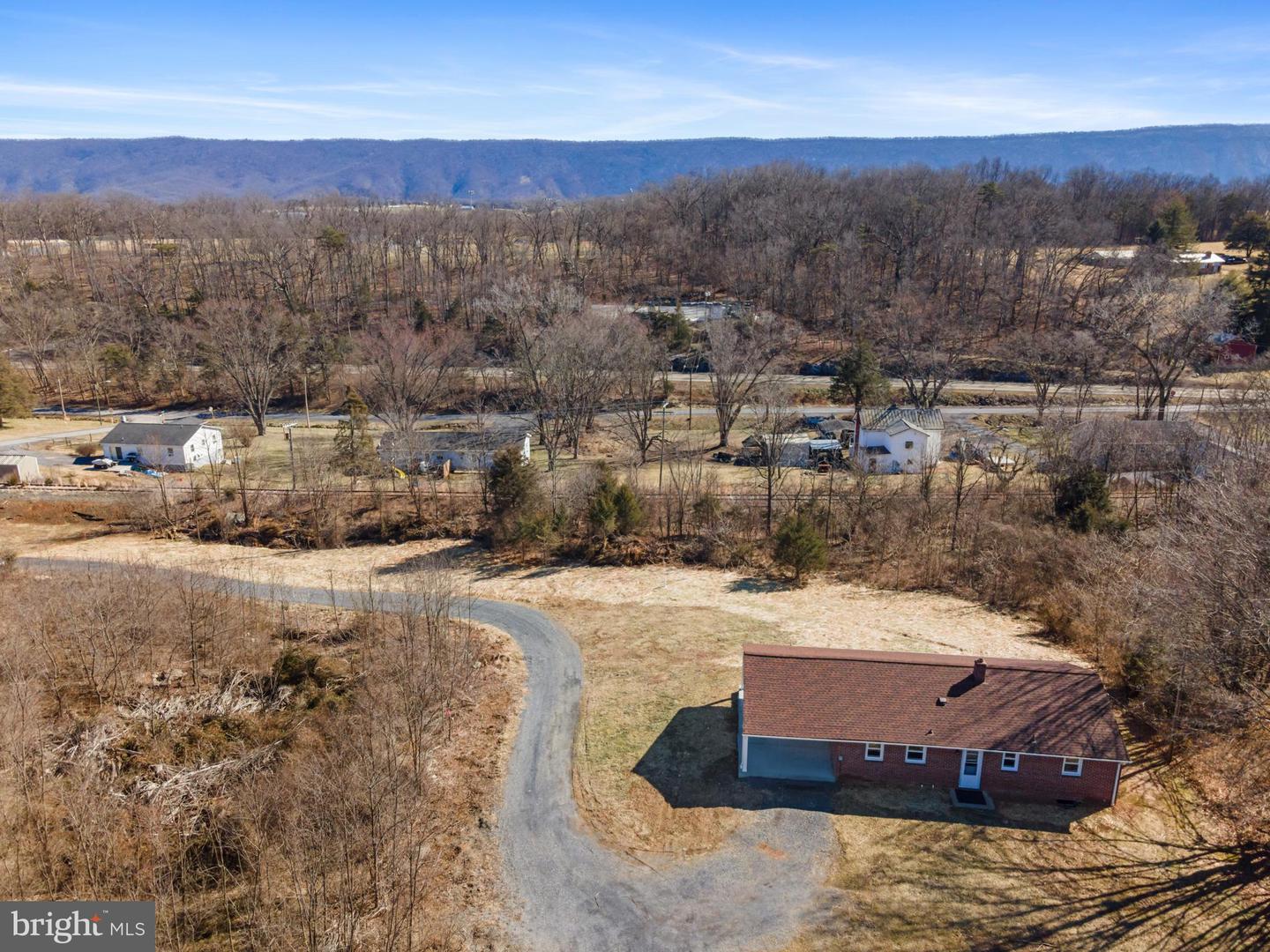 49 RITENOUR LN, MAURERTOWN, Virginia 22644, 3 Bedrooms Bedrooms, ,1 BathroomBathrooms,Residential,For sale,49 RITENOUR LN,VASH2010710 MLS # VASH2010710