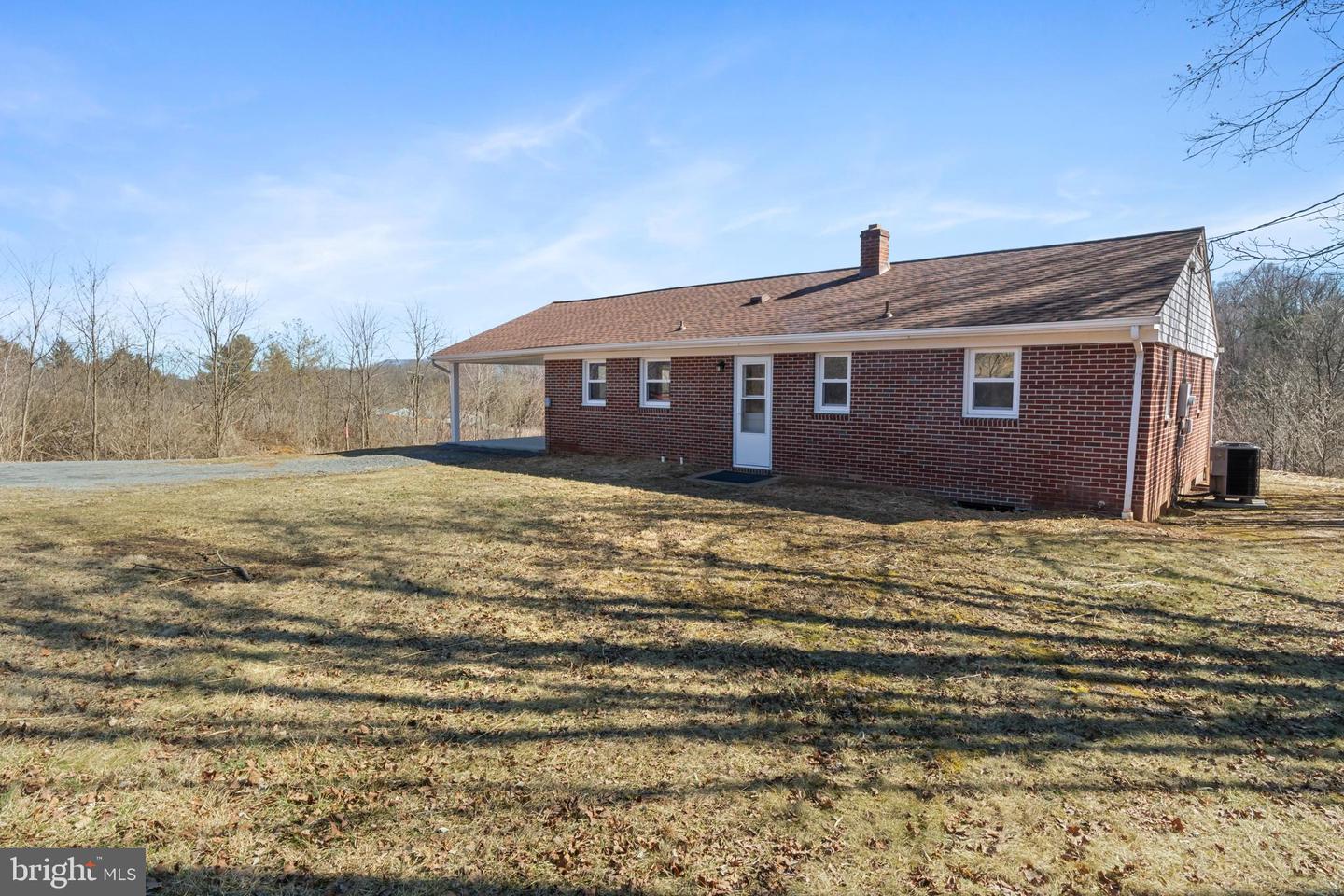 49 RITENOUR LN, MAURERTOWN, Virginia 22644, 3 Bedrooms Bedrooms, ,1 BathroomBathrooms,Residential,For sale,49 RITENOUR LN,VASH2010710 MLS # VASH2010710