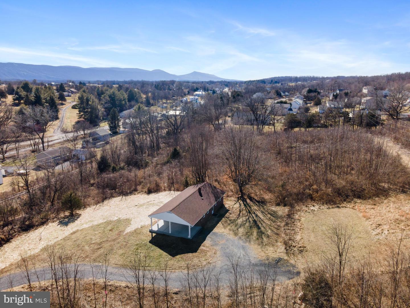 49 RITENOUR LN, MAURERTOWN, Virginia 22644, 3 Bedrooms Bedrooms, ,1 BathroomBathrooms,Residential,For sale,49 RITENOUR LN,VASH2010710 MLS # VASH2010710