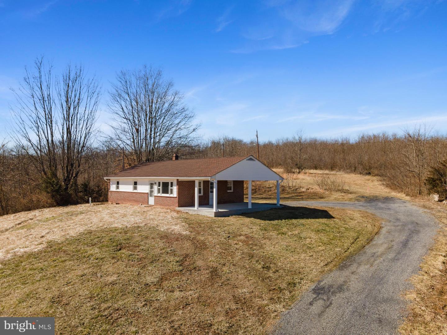 49 RITENOUR LN, MAURERTOWN, Virginia 22644, 3 Bedrooms Bedrooms, ,1 BathroomBathrooms,Residential,For sale,49 RITENOUR LN,VASH2010710 MLS # VASH2010710
