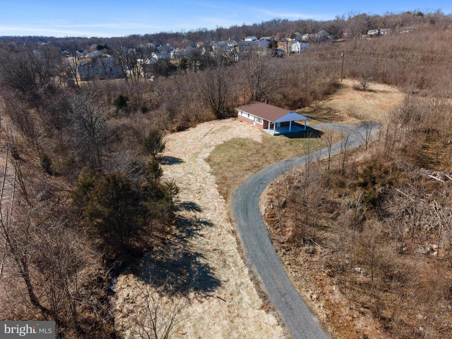 49 RITENOUR LN, MAURERTOWN, Virginia 22644, 3 Bedrooms Bedrooms, ,1 BathroomBathrooms,Residential,For sale,49 RITENOUR LN,VASH2010710 MLS # VASH2010710