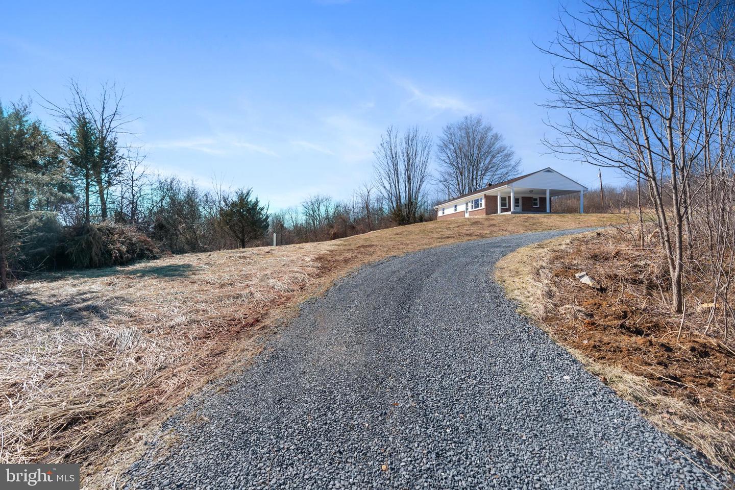 49 RITENOUR LN, MAURERTOWN, Virginia 22644, 3 Bedrooms Bedrooms, ,1 BathroomBathrooms,Residential,For sale,49 RITENOUR LN,VASH2010710 MLS # VASH2010710