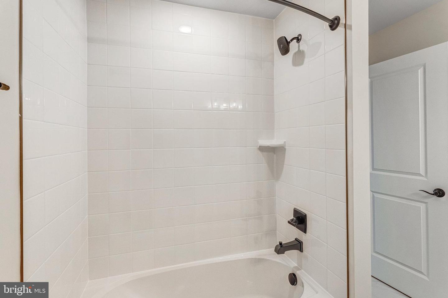 4153 FOXHAVEN DR, BEALETON, Virginia 22712, 4 Bedrooms Bedrooms, ,3 BathroomsBathrooms,Residential,For sale,4153 FOXHAVEN DR,VAFQ2015476 MLS # VAFQ2015476