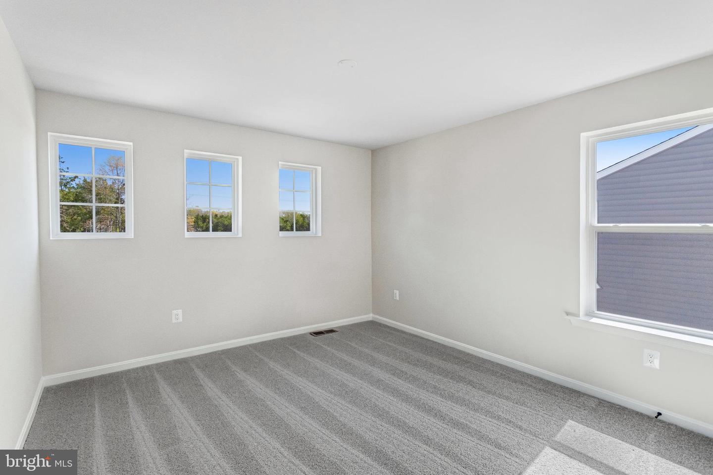 4153 FOXHAVEN DR, BEALETON, Virginia 22712, 4 Bedrooms Bedrooms, ,3 BathroomsBathrooms,Residential,For sale,4153 FOXHAVEN DR,VAFQ2015476 MLS # VAFQ2015476
