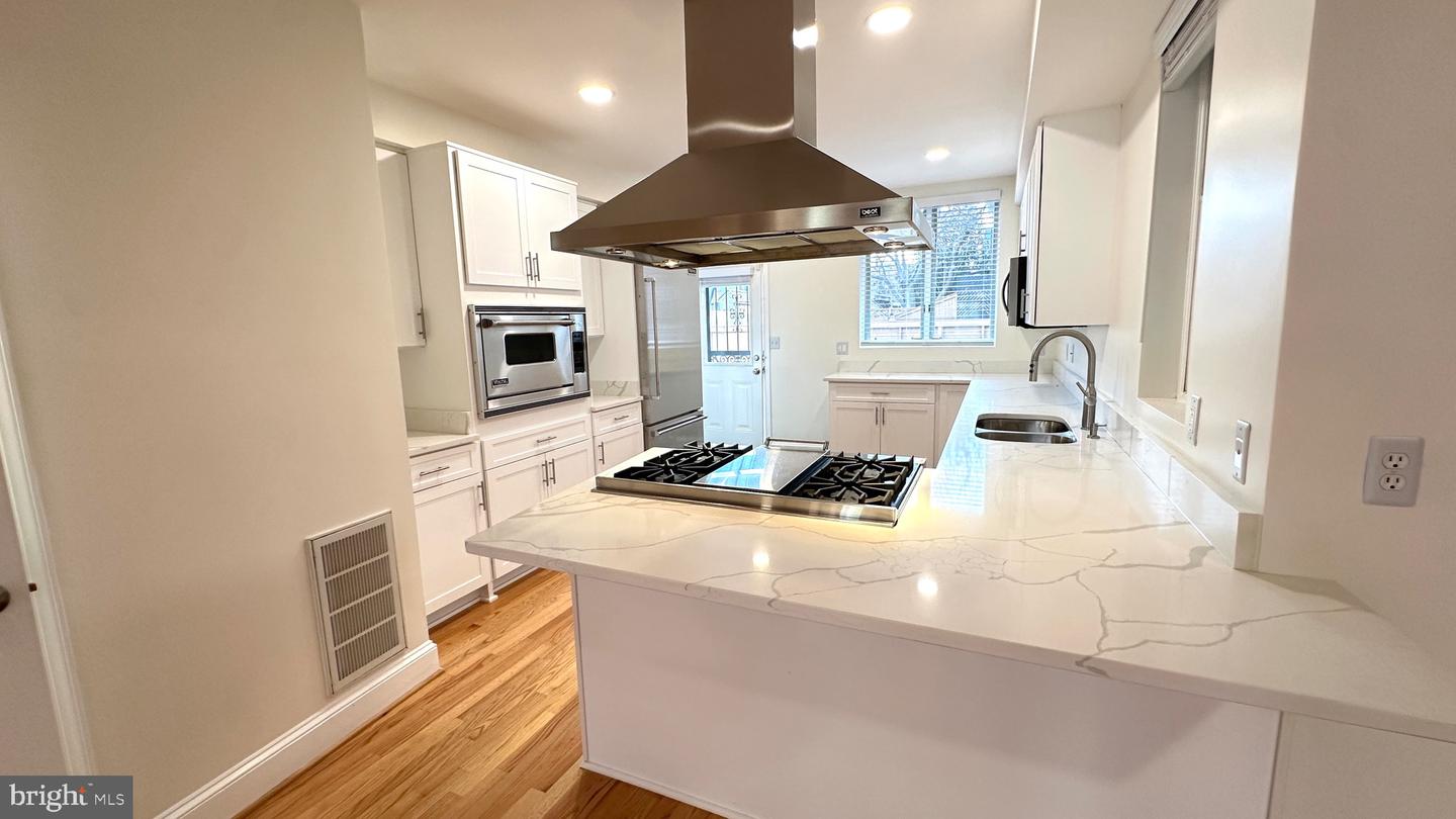 507 G ST NE, WASHINGTON, District Of Columbia 20002, 3 Bedrooms Bedrooms, 4 Rooms Rooms,3 BathroomsBathrooms,Residential,For sale,507 G ST NE,DCDC2185896 MLS # DCDC2185896