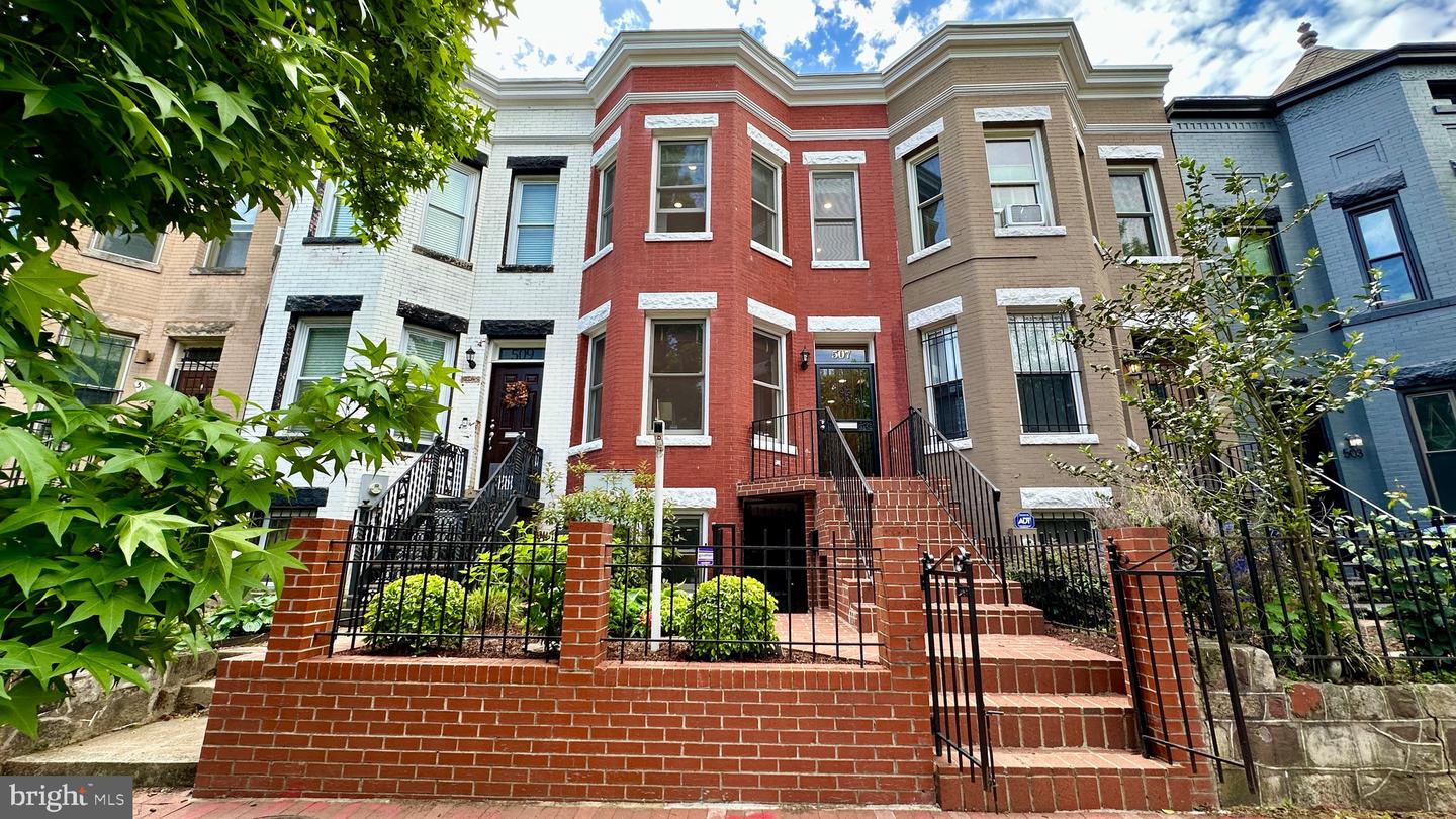 507 G ST NE, WASHINGTON, District Of Columbia 20002, 3 Bedrooms Bedrooms, 4 Rooms Rooms,3 BathroomsBathrooms,Residential,For sale,507 G ST NE,DCDC2185896 MLS # DCDC2185896