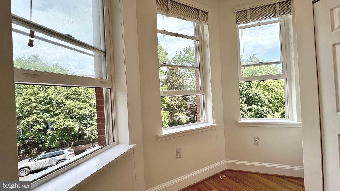 507 G ST NE, WASHINGTON, District Of Columbia 20002, 3 Bedrooms Bedrooms, 4 Rooms Rooms,3 BathroomsBathrooms,Residential,For sale,507 G ST NE,DCDC2185896 MLS # DCDC2185896