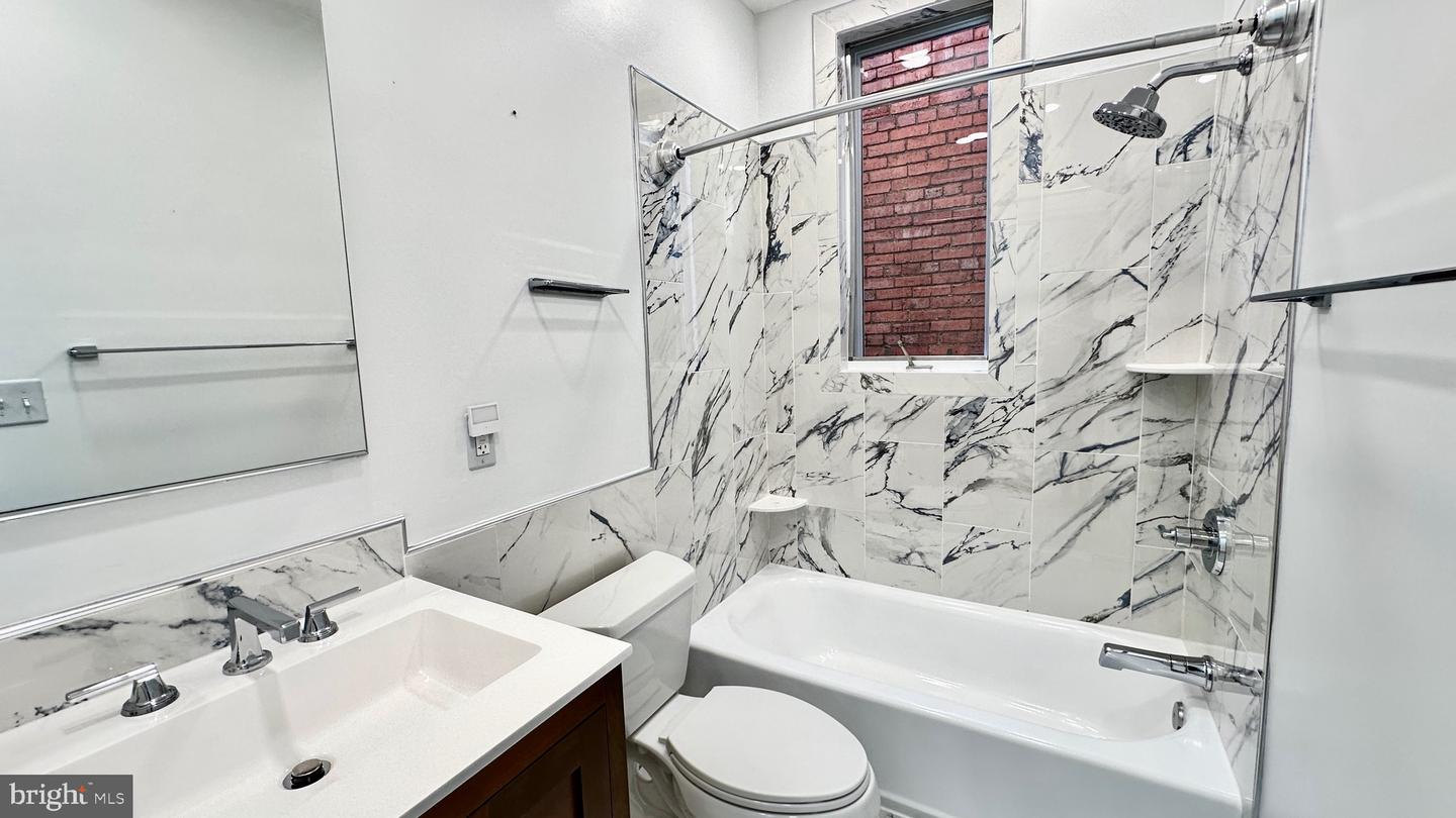 507 G ST NE, WASHINGTON, District Of Columbia 20002, 3 Bedrooms Bedrooms, 4 Rooms Rooms,3 BathroomsBathrooms,Residential,For sale,507 G ST NE,DCDC2185896 MLS # DCDC2185896