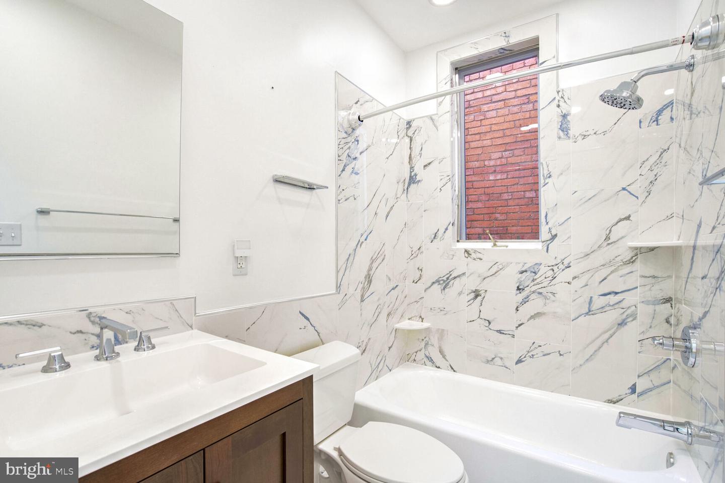 507 G ST NE, WASHINGTON, District Of Columbia 20002, 3 Bedrooms Bedrooms, 4 Rooms Rooms,3 BathroomsBathrooms,Residential,For sale,507 G ST NE,DCDC2185896 MLS # DCDC2185896