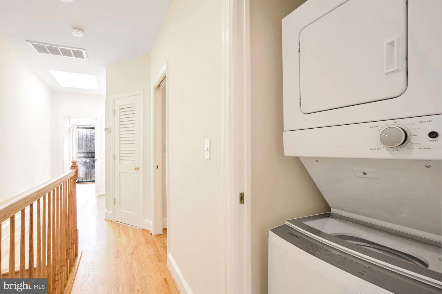 507 G ST NE, WASHINGTON, District Of Columbia 20002, 3 Bedrooms Bedrooms, 4 Rooms Rooms,3 BathroomsBathrooms,Residential,For sale,507 G ST NE,DCDC2185896 MLS # DCDC2185896