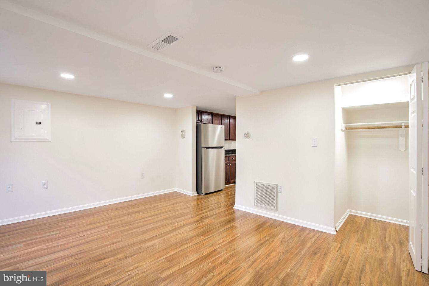 507 G ST NE, WASHINGTON, District Of Columbia 20002, 3 Bedrooms Bedrooms, 4 Rooms Rooms,3 BathroomsBathrooms,Residential,For sale,507 G ST NE,DCDC2185896 MLS # DCDC2185896