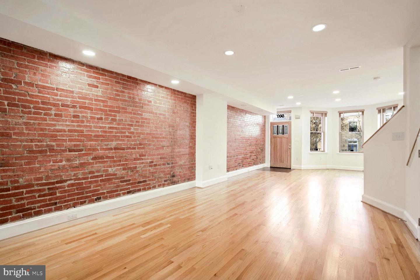 507 G ST NE, WASHINGTON, District Of Columbia 20002, 3 Bedrooms Bedrooms, 4 Rooms Rooms,3 BathroomsBathrooms,Residential,For sale,507 G ST NE,DCDC2185896 MLS # DCDC2185896