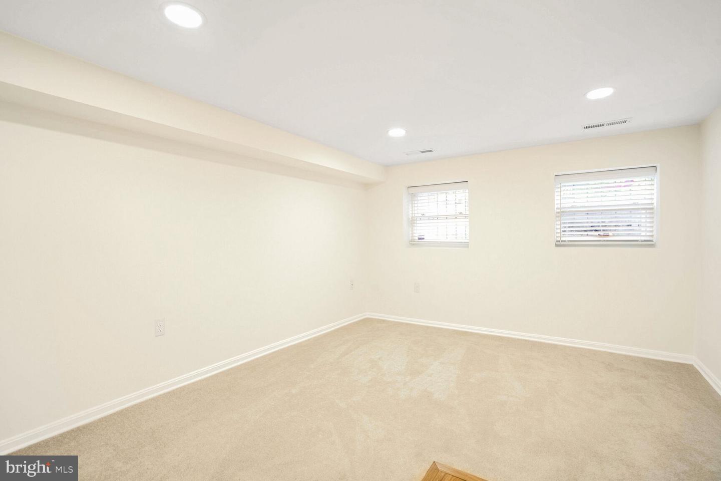 507 G ST NE, WASHINGTON, District Of Columbia 20002, 3 Bedrooms Bedrooms, 4 Rooms Rooms,3 BathroomsBathrooms,Residential,For sale,507 G ST NE,DCDC2185896 MLS # DCDC2185896