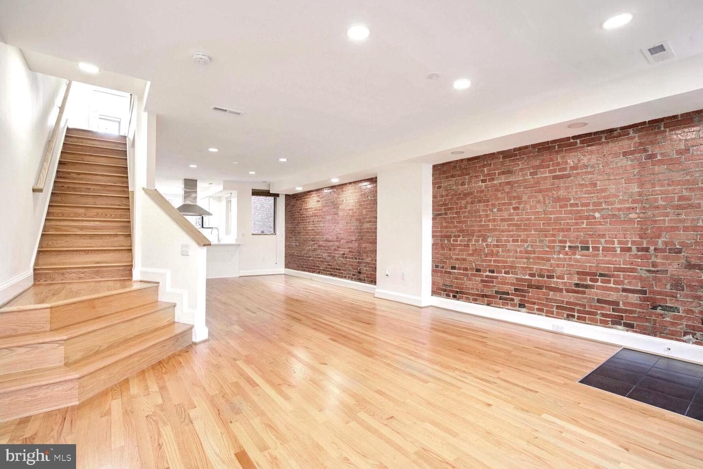 507 G ST NE, WASHINGTON, District Of Columbia 20002, 3 Bedrooms Bedrooms, 4 Rooms Rooms,3 BathroomsBathrooms,Residential,For sale,507 G ST NE,DCDC2185896 MLS # DCDC2185896
