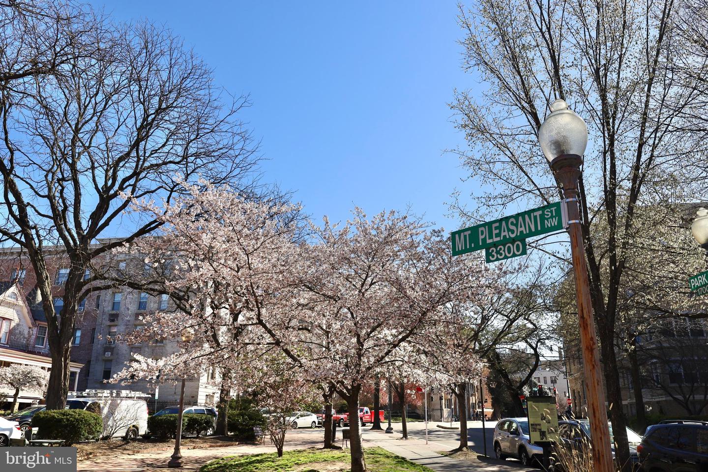 1801 PARK RD NW #2, WASHINGTON, District Of Columbia 20010, 1 Bedroom Bedrooms, ,1 BathroomBathrooms,Residential,For sale,1801 PARK RD NW #2,DCDC2172204 MLS # DCDC2172204