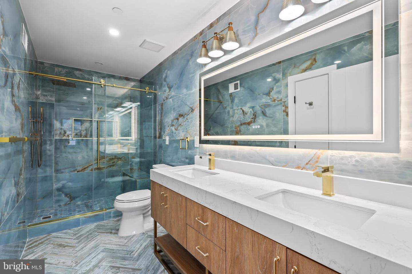 3009 13TH NW #2, WASHINGTON, District Of Columbia 20009, 3 Bedrooms Bedrooms, ,2 BathroomsBathrooms,Residential,For sale,3009 13TH NW #2,DCDC2185408 MLS # DCDC2185408