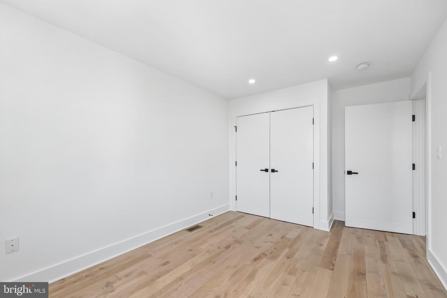 3009 13TH NW #2, WASHINGTON, District Of Columbia 20009, 3 Bedrooms Bedrooms, ,2 BathroomsBathrooms,Residential,For sale,3009 13TH NW #2,DCDC2185408 MLS # DCDC2185408