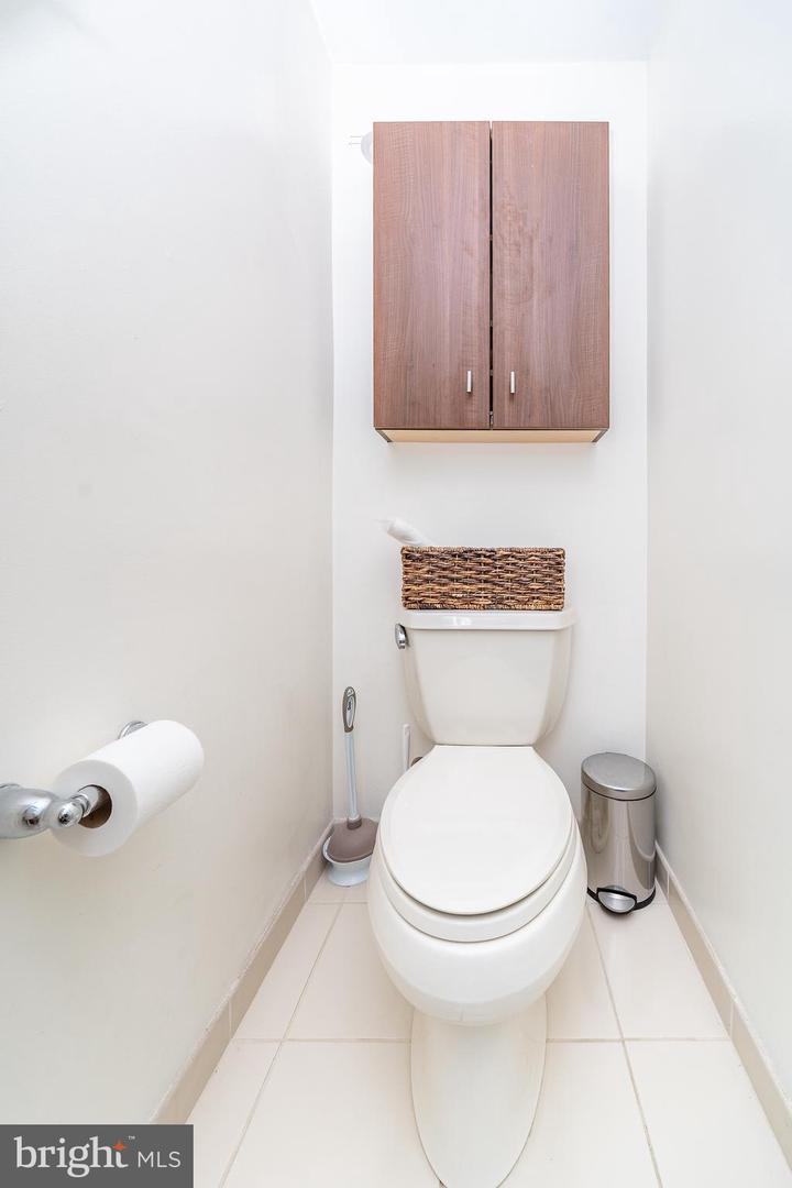 1423 NEWTON ST NW #202, WASHINGTON, District Of Columbia 20010, 1 Bedroom Bedrooms, ,1 BathroomBathrooms,Residential,For sale,1423 NEWTON ST NW #202,DCDC2185794 MLS # DCDC2185794