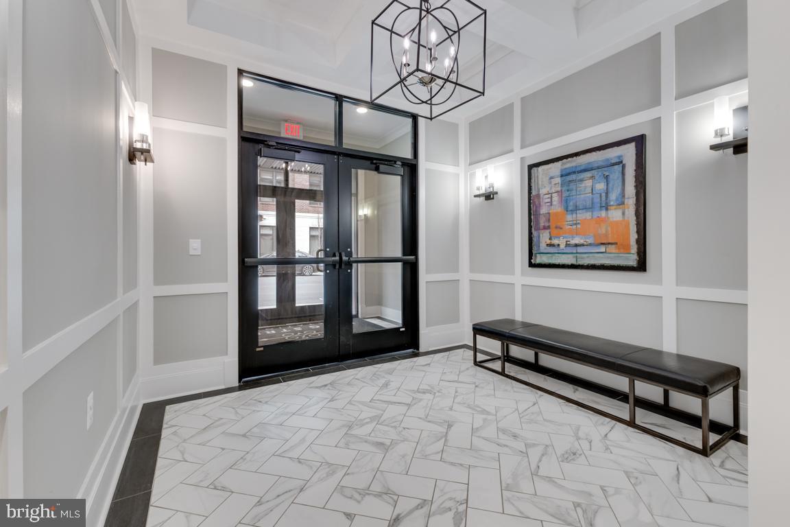 5 STATIONMASTER ST SE #102, LEESBURG, Virginia 20175, 1 Bedroom Bedrooms, ,1 BathroomBathrooms,Residential,For sale,5 STATIONMASTER ST SE #102,VALO2089110 MLS # VALO2089110