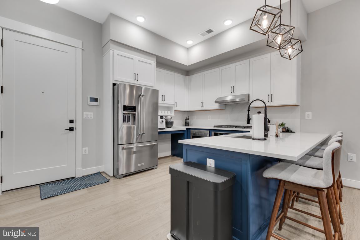 5 STATIONMASTER ST SE #102, LEESBURG, Virginia 20175, 1 Bedroom Bedrooms, ,1 BathroomBathrooms,Residential,For sale,5 STATIONMASTER ST SE #102,VALO2089110 MLS # VALO2089110
