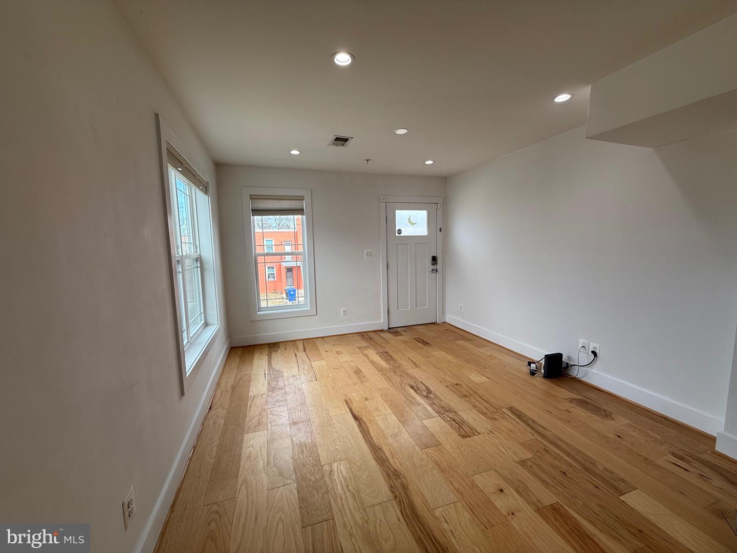 404 NEWCOMB ST SE #3, WASHINGTON, District Of Columbia 20032, 2 Bedrooms Bedrooms, ,2 BathroomsBathrooms,Residential,For sale,404 NEWCOMB ST SE #3,DCDC2186054 MLS # DCDC2186054