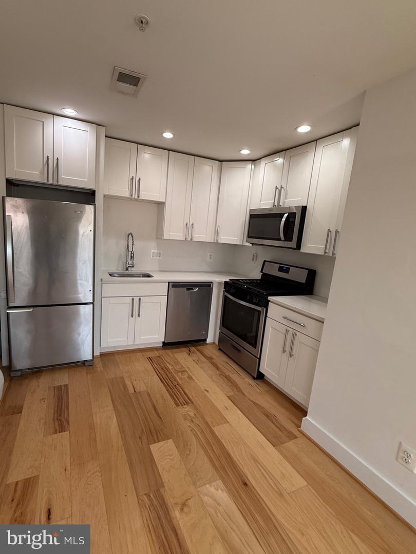 404 NEWCOMB ST SE #3, WASHINGTON, District Of Columbia 20032, 2 Bedrooms Bedrooms, ,2 BathroomsBathrooms,Residential,For sale,404 NEWCOMB ST SE #3,DCDC2186054 MLS # DCDC2186054