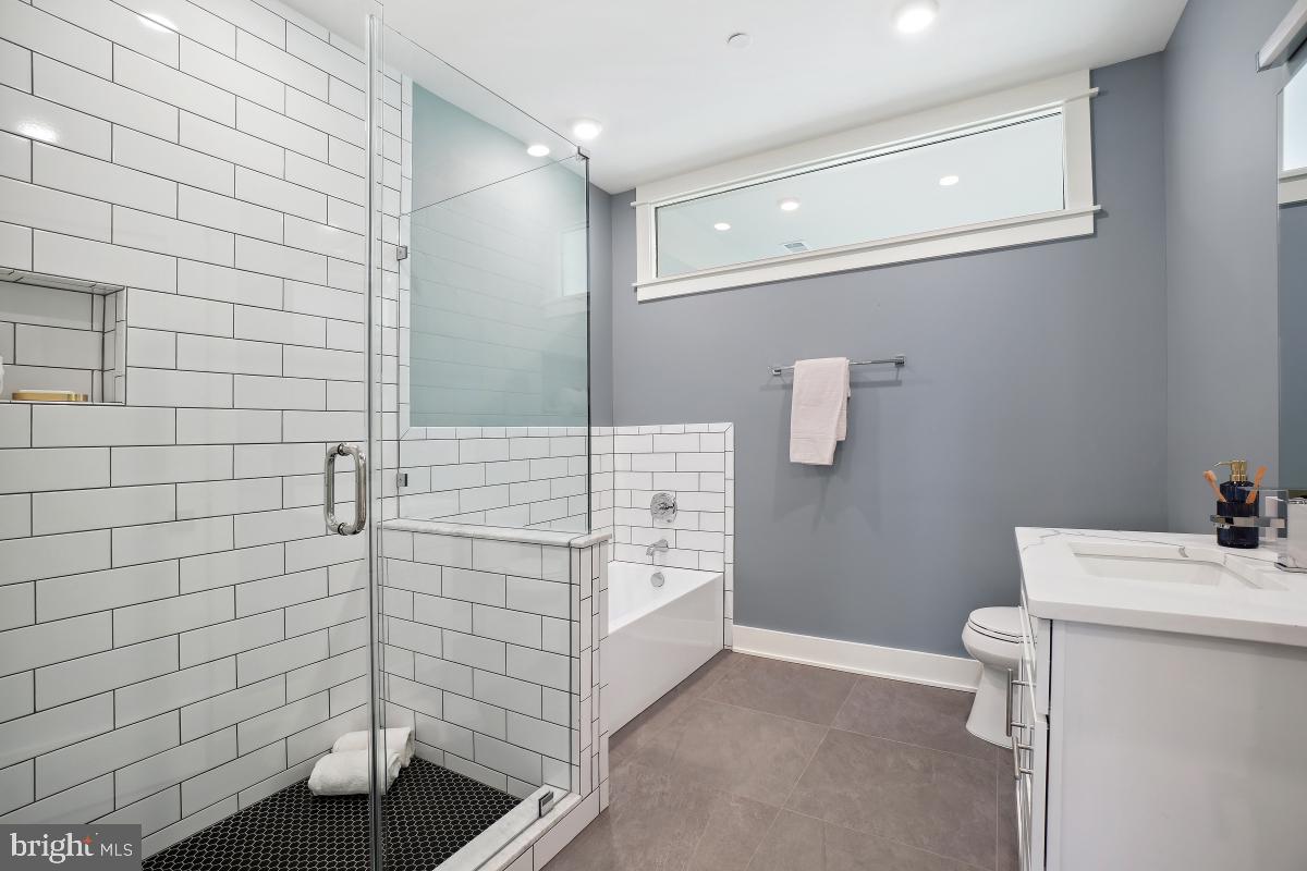 1605 HOLBROOK NE #1, WASHINGTON, District Of Columbia 20002, 2 Bedrooms Bedrooms, ,2 BathroomsBathrooms,Residential,For sale,1605 HOLBROOK NE #1,DCDC2186082 MLS # DCDC2186082