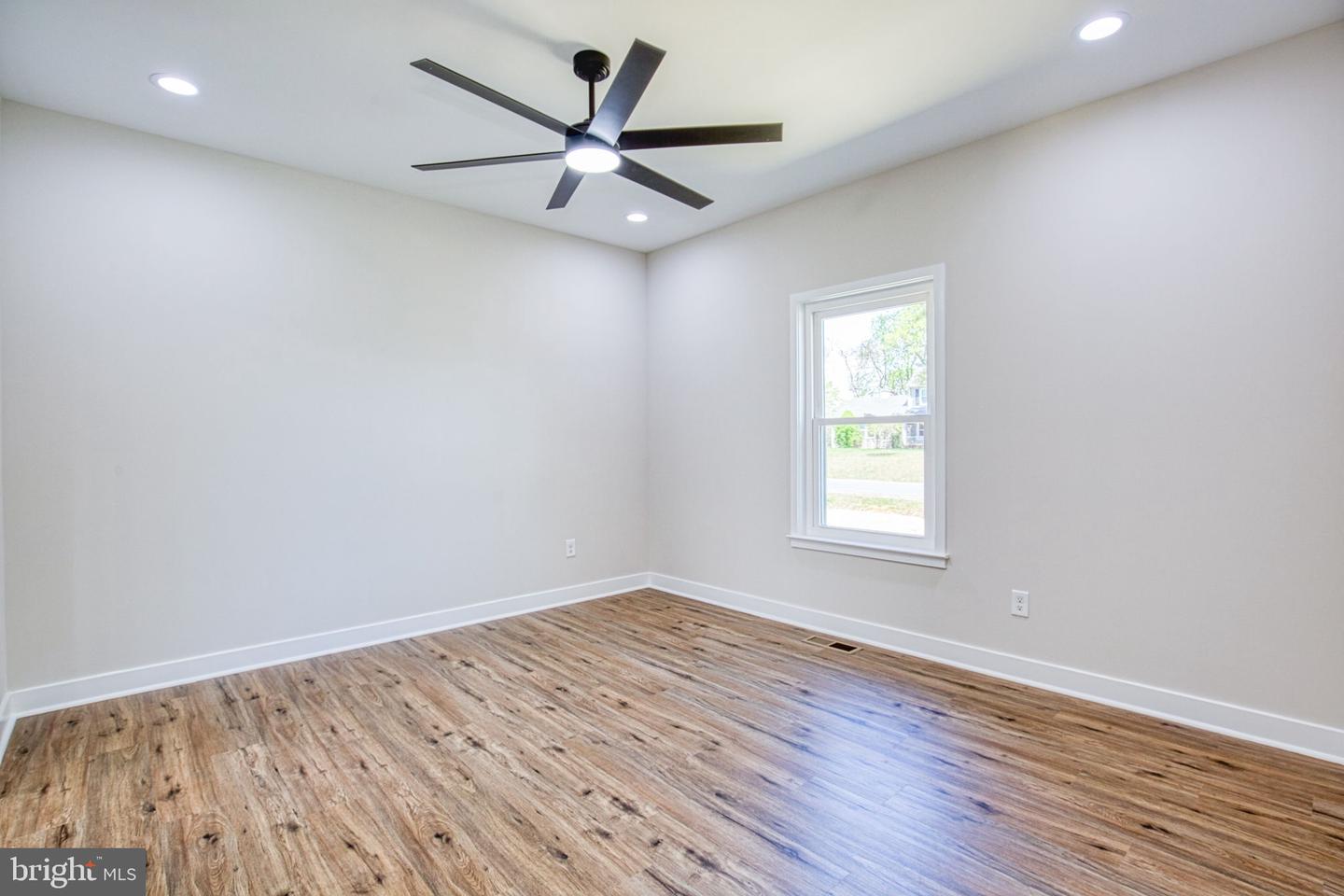 2858 NORTH INDEPENDENCE, MONTROSS, Virginia 22520, 3 Bedrooms Bedrooms, ,2 BathroomsBathrooms,Residential,For sale,2858 NORTH INDEPENDENCE,VAWE2008244 MLS # VAWE2008244