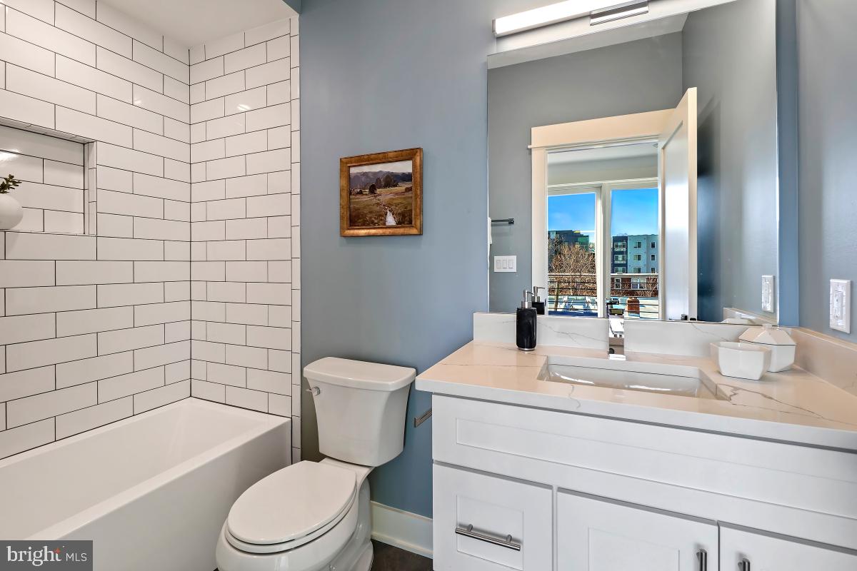 1605 HOLBROOK NE #4, WASHINGTON, District Of Columbia 20002, 3 Bedrooms Bedrooms, ,3 BathroomsBathrooms,Residential,For sale,1605 HOLBROOK NE #4,DCDC2186106 MLS # DCDC2186106