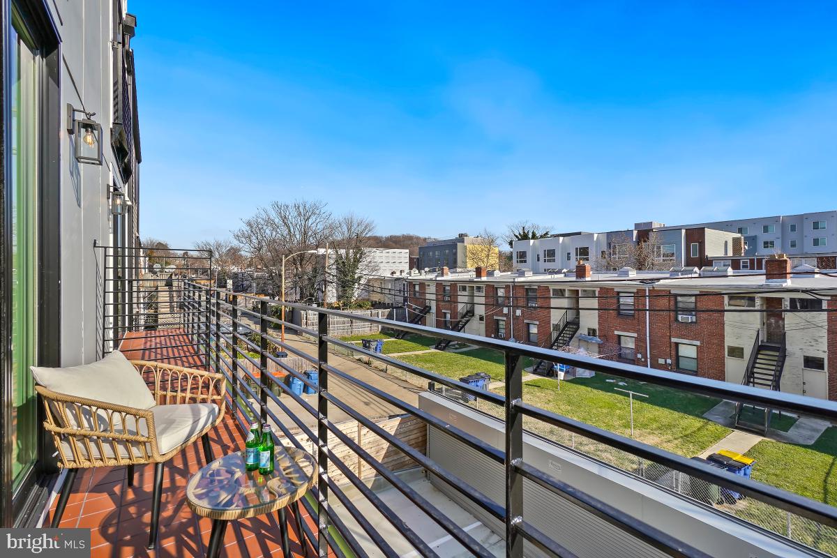 1605 HOLBROOK NE #4, WASHINGTON, District Of Columbia 20002, 3 Bedrooms Bedrooms, ,3 BathroomsBathrooms,Residential,For sale,1605 HOLBROOK NE #4,DCDC2186106 MLS # DCDC2186106