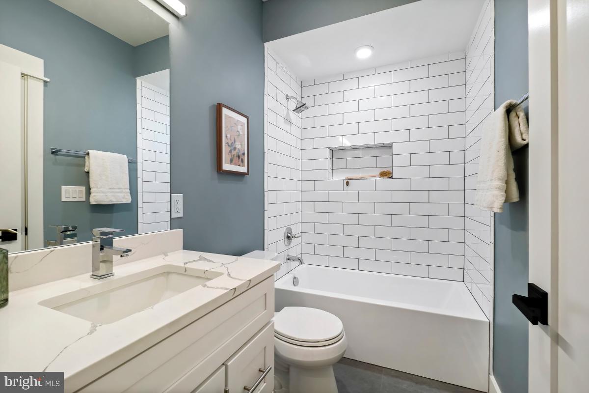 1605 HOLBROOK NE #4, WASHINGTON, District Of Columbia 20002, 3 Bedrooms Bedrooms, ,3 BathroomsBathrooms,Residential,For sale,1605 HOLBROOK NE #4,DCDC2186106 MLS # DCDC2186106