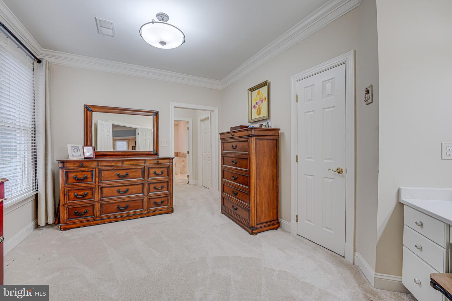 3200 SARAH JOAN CT, OAKTON, Virginia 22124, 5 Bedrooms Bedrooms, ,5 BathroomsBathrooms,Residential,For sale,3200 SARAH JOAN CT,VAFX2193794 MLS # VAFX2193794