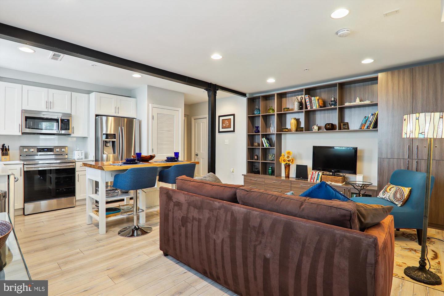 5024 9TH ST NW #203, WASHINGTON, District Of Columbia 20011, 2 Bedrooms Bedrooms, ,2 BathroomsBathrooms,Residential,For sale,5024 9TH ST NW #203,DCDC2156030 MLS # DCDC2156030
