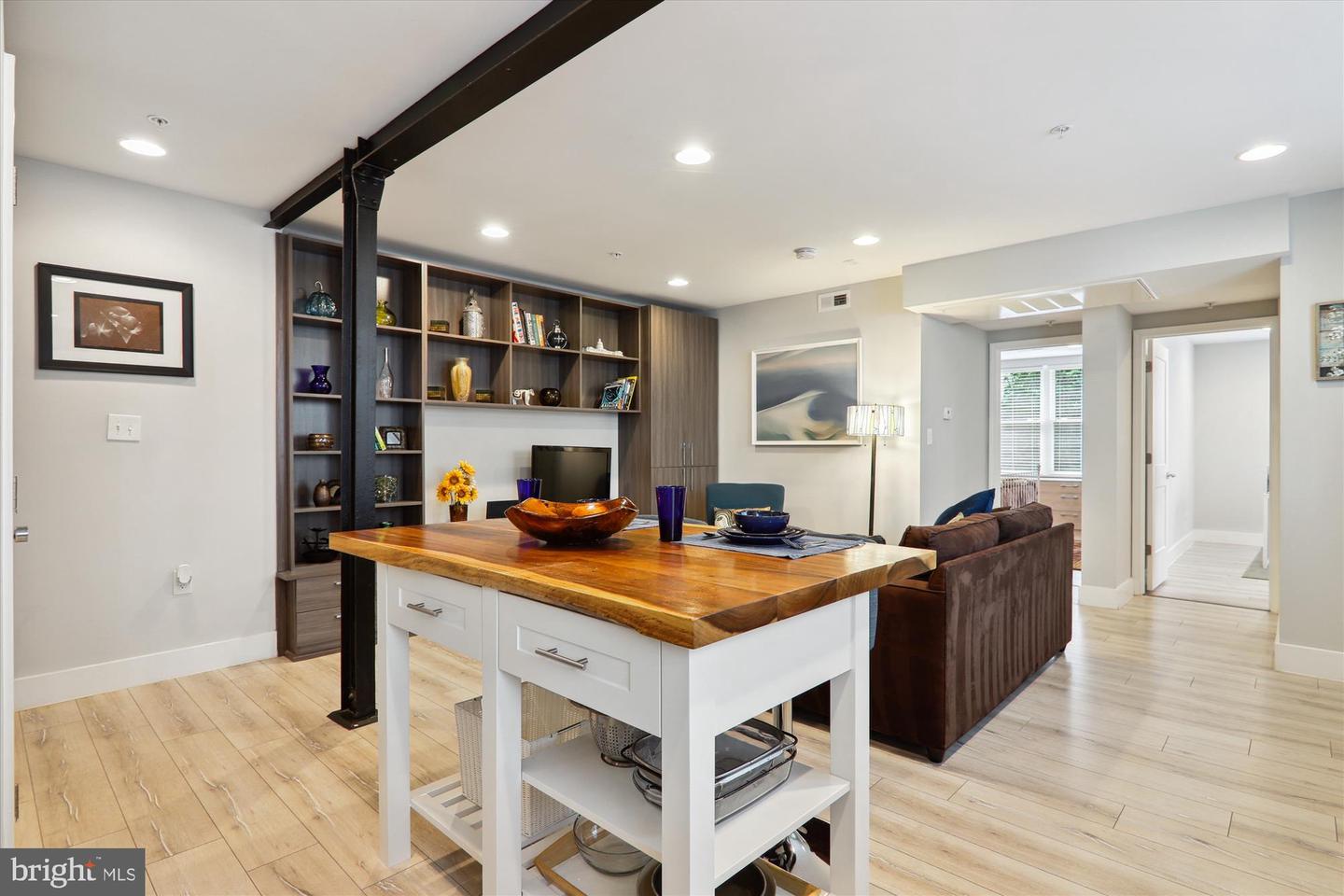 5024 9TH ST NW #203, WASHINGTON, District Of Columbia 20011, 2 Bedrooms Bedrooms, ,2 BathroomsBathrooms,Residential,For sale,5024 9TH ST NW #203,DCDC2156030 MLS # DCDC2156030