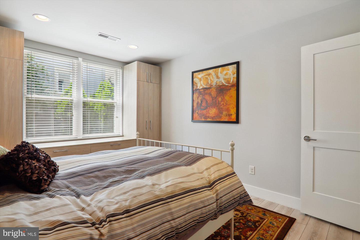 5024 9TH ST NW #203, WASHINGTON, District Of Columbia 20011, 2 Bedrooms Bedrooms, ,2 BathroomsBathrooms,Residential,For sale,5024 9TH ST NW #203,DCDC2156030 MLS # DCDC2156030