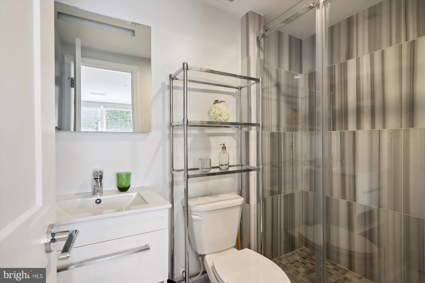 5024 9TH ST NW #203, WASHINGTON, District Of Columbia 20011, 2 Bedrooms Bedrooms, ,2 BathroomsBathrooms,Residential,For sale,5024 9TH ST NW #203,DCDC2156030 MLS # DCDC2156030